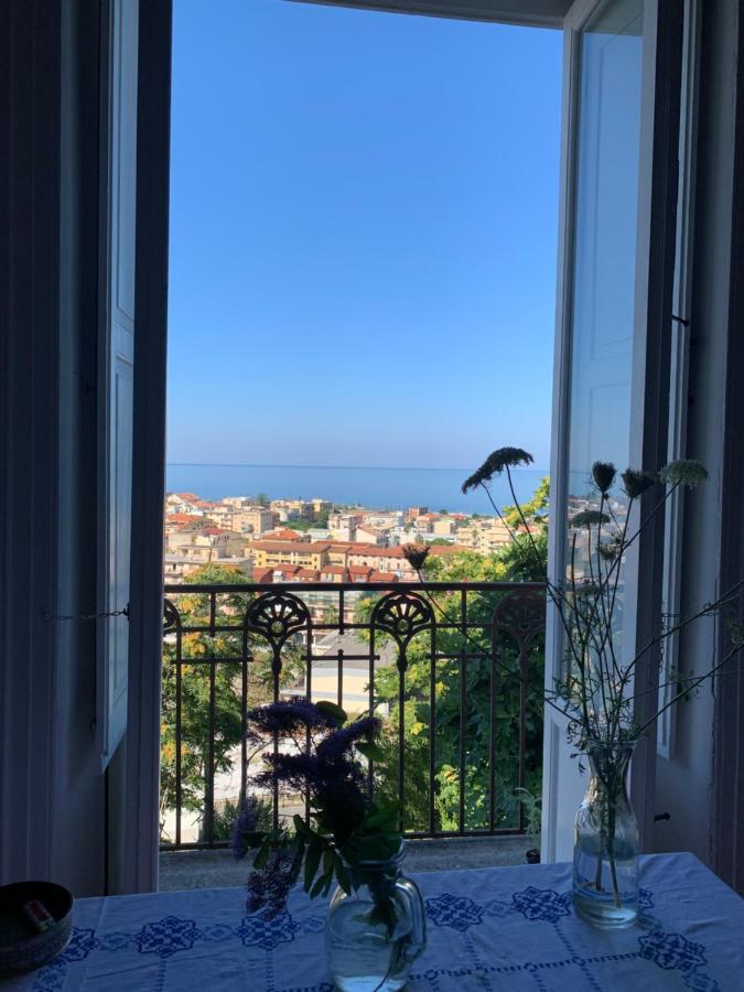 Palazzo Carratelli Lejlighed Amantea Eksteriør billede